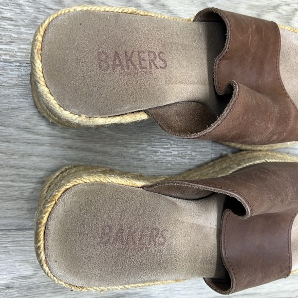 BAKERS Wedges - Picture 8 of 12